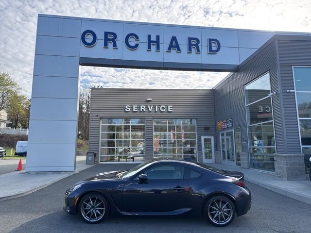 Used 2025 Subaru BRZ Limited w/ Popular Package 2 image 2