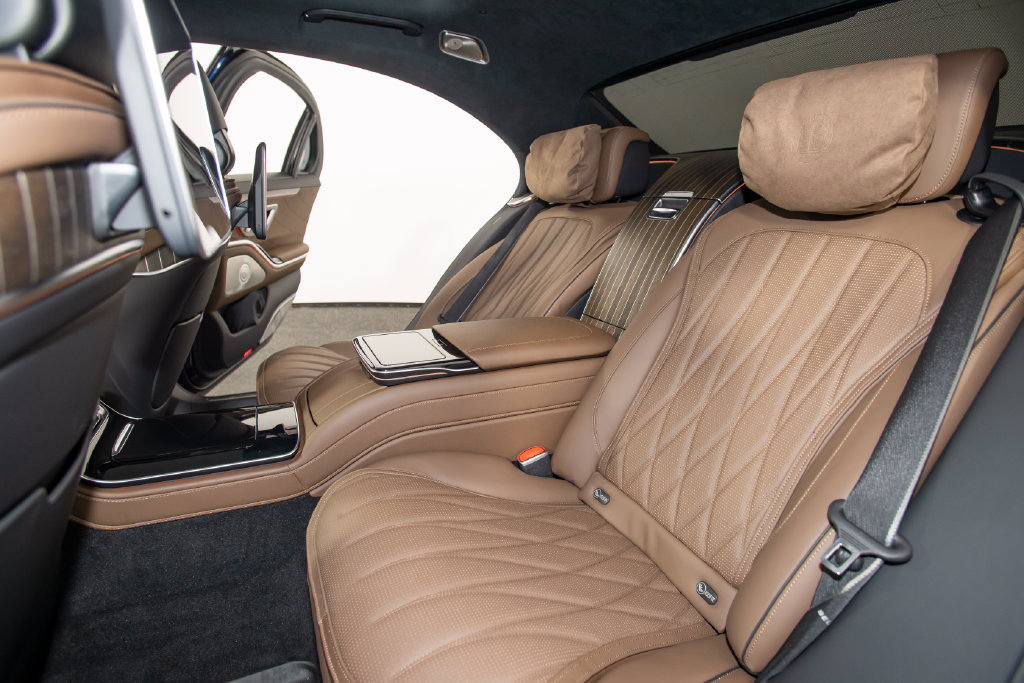 Used 2025 Mercedes-Benz S 63 AMG S image 5