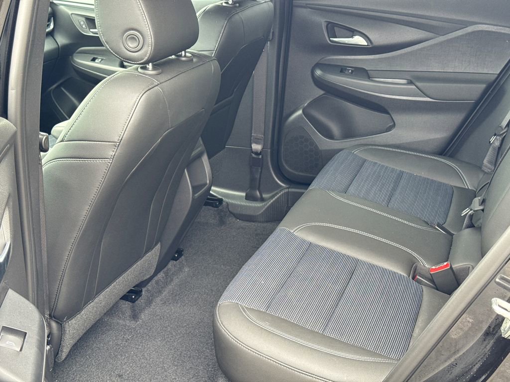 Used 2025 Buick Envista Preferred w/ Convenience II Package FWD image 21