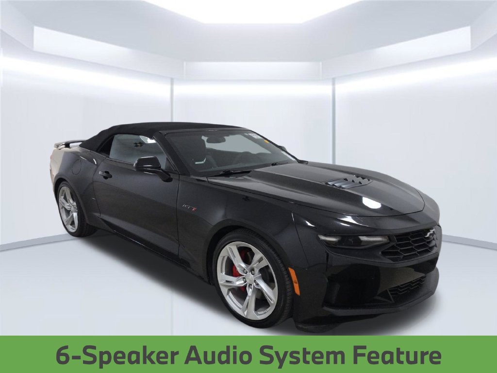 Used 2024 Chevrolet Camaro LT w/ Technology Package RWD image 5