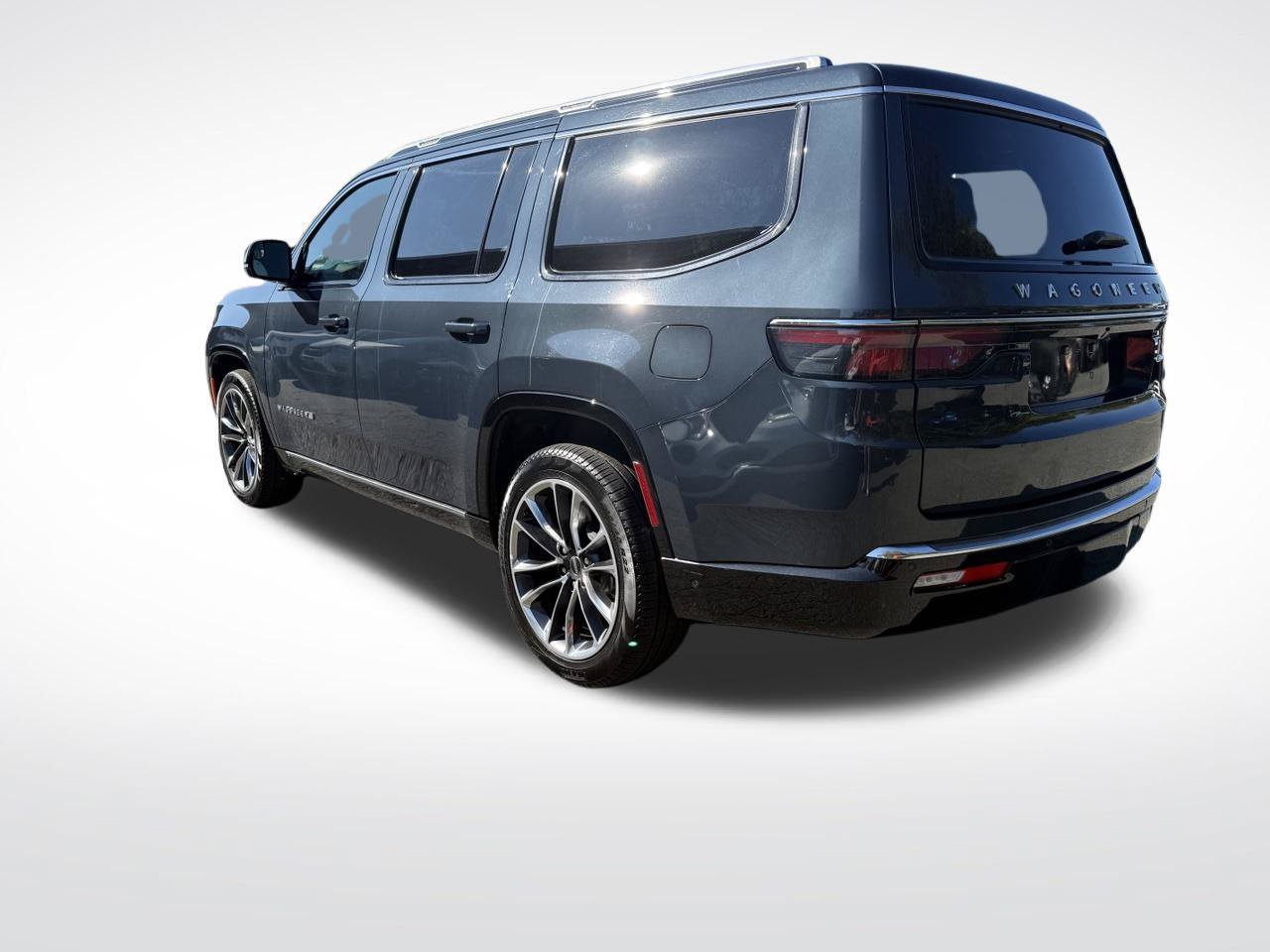 Used 2025 Jeep Wagoneer Series III w/ Premium Group I AWD/4WD image 7