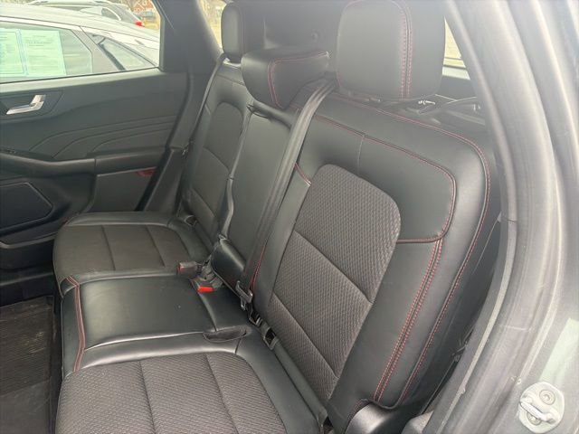 Used 2024 Ford Escape ST-Line w/ Tech Pack #1 image 9