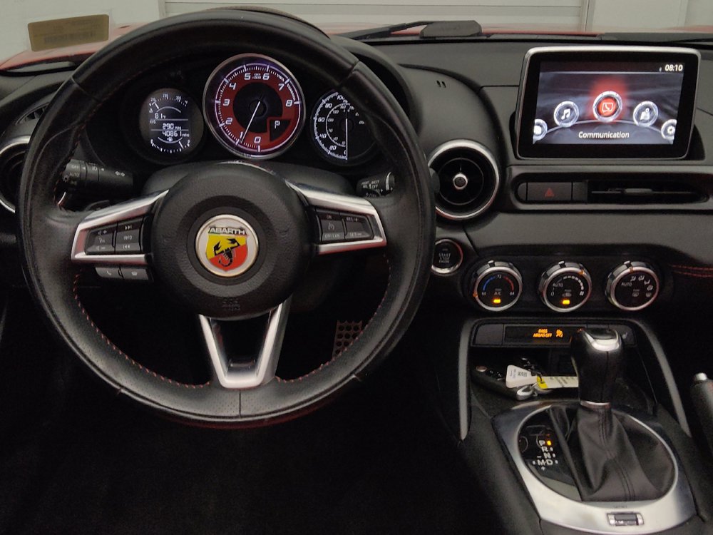 Used 2017 FIAT 124 Spider Abarth RWD image 22