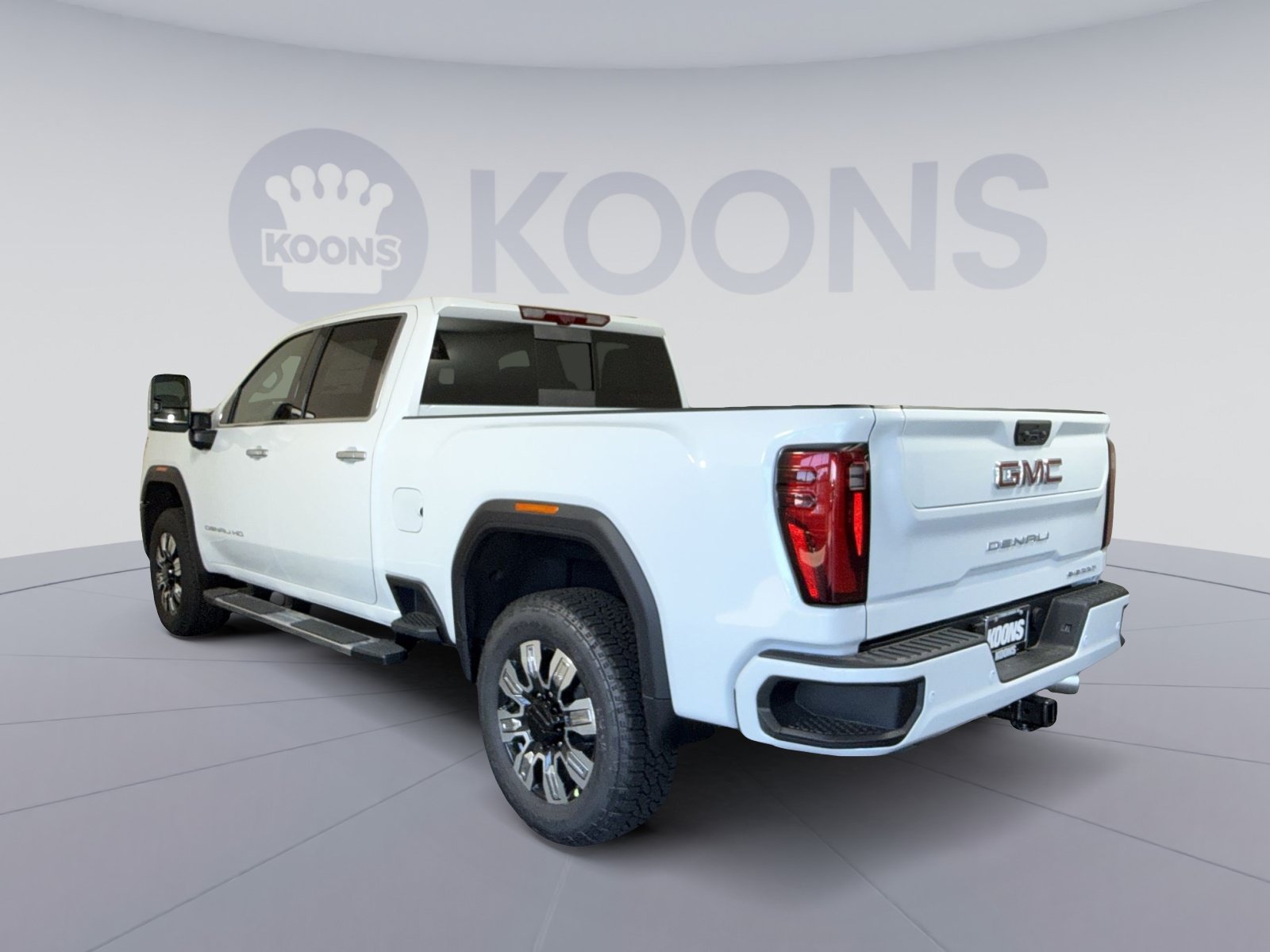 New 2026 GMC Sierra 2500 Denali w/ Denali Reserve Package AWD/4WD image 4
