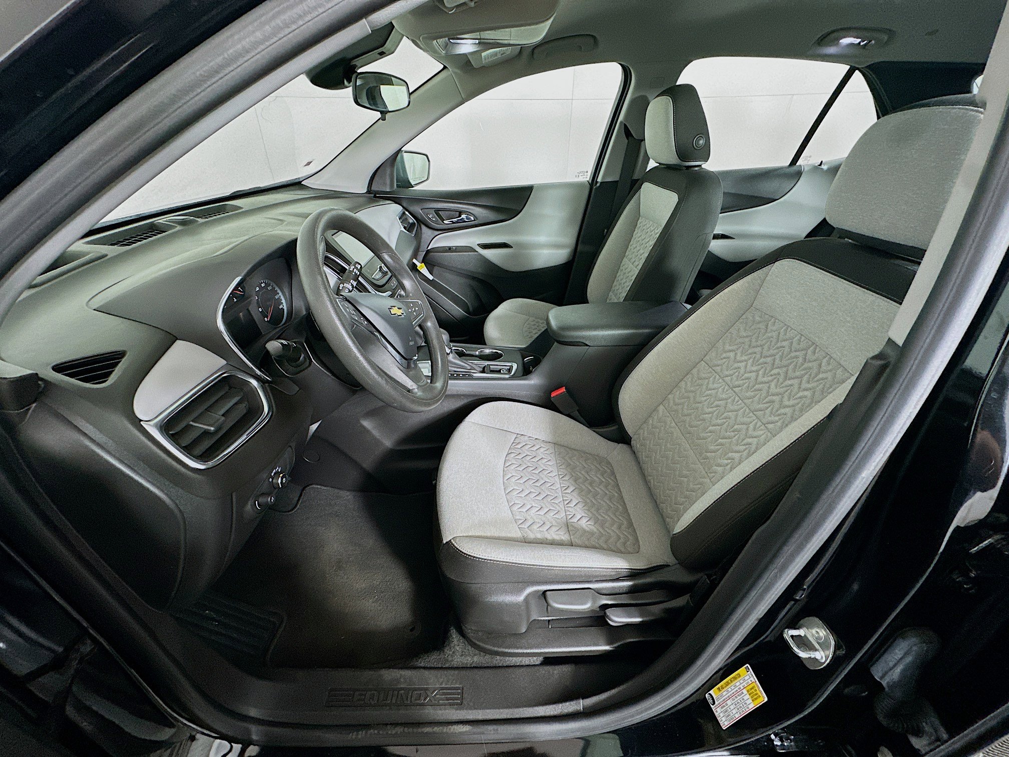 Used 2024 Chevrolet Equinox LS image 13