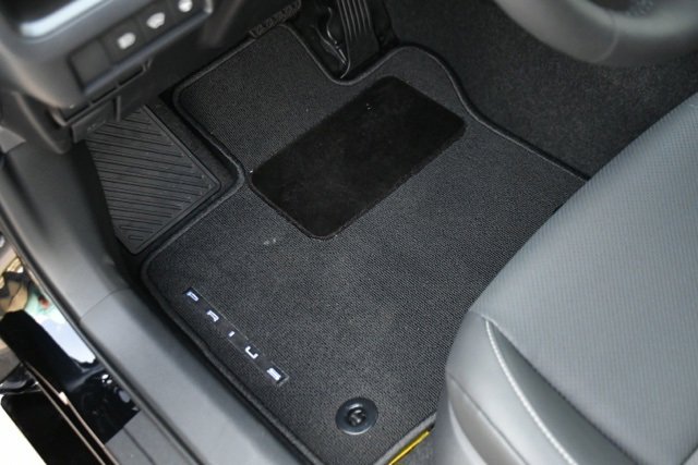 New 2026 Toyota Prius Plug-In Hybrid image 10