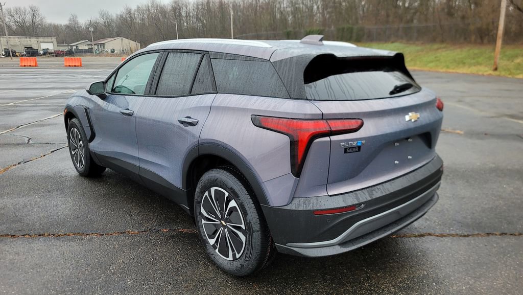 New 2026 Chevrolet Blazer EV LT image 9