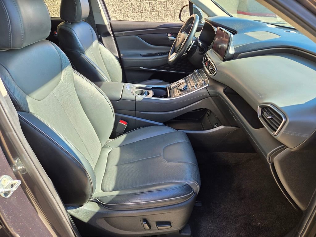 Used 2023 Hyundai Santa Fe Limited image 20
