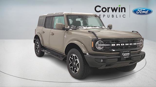 New 2025 Ford Bronco Outer Banks