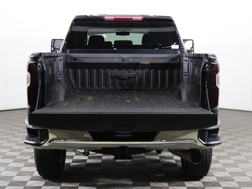 Used 2023 Chevrolet Silverado 3500 LT w/ Convenience Package image 18