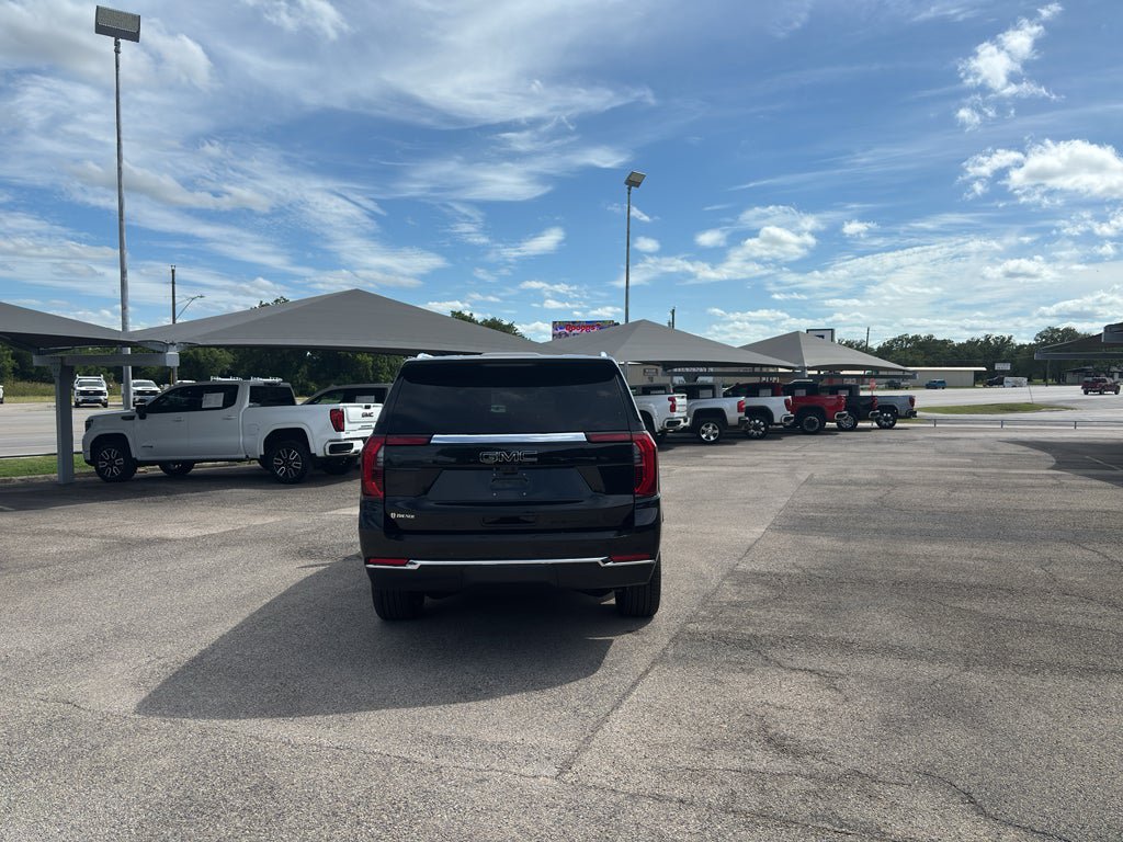 New 2026 GMC Yukon XL Elevation w/ Elevation Premium Package AWD/4WD image 6