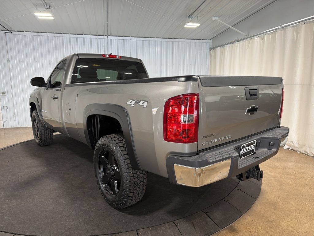 Used 2014 Chevrolet Silverado 2500 W/T AWD/4WD image 6