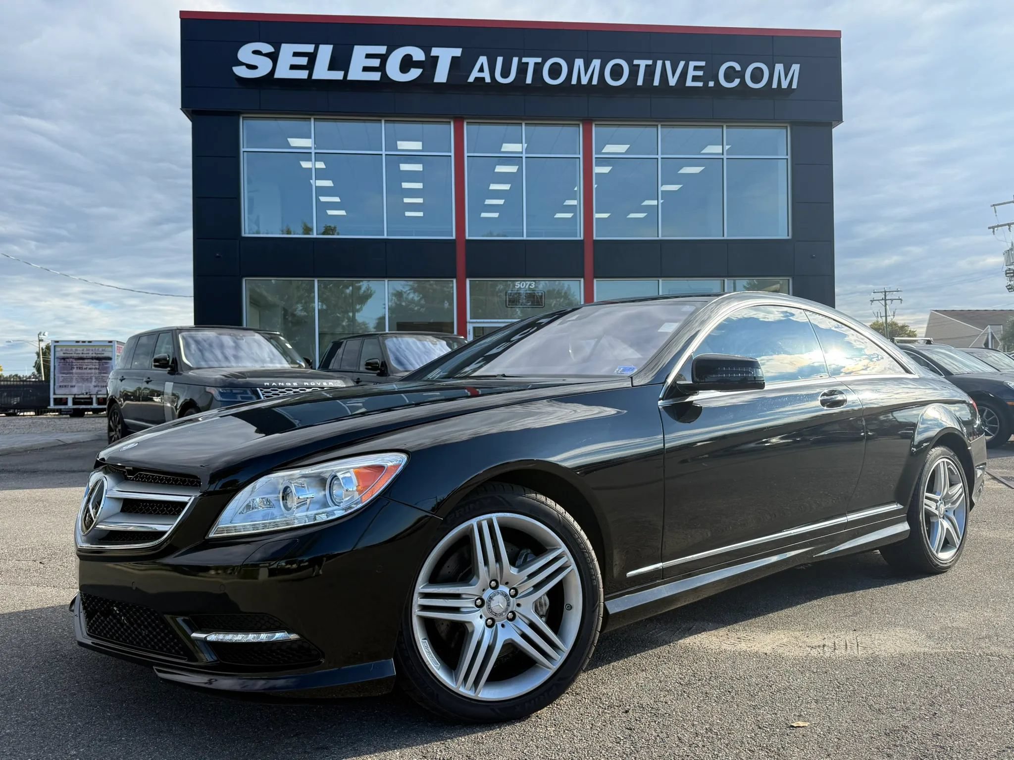 Used 2013 Mercedes-Benz CL 550 4MATIC w/ Sport Pkg image 1