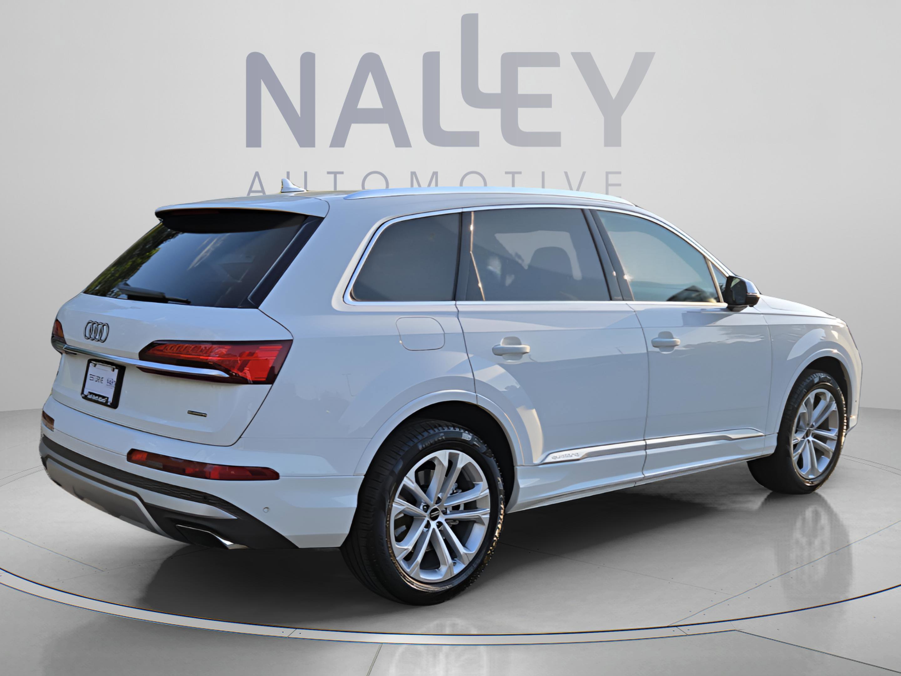 Used 2025 Audi Q7 2.0T Premium Plus w/ Premium Plus Package image 5