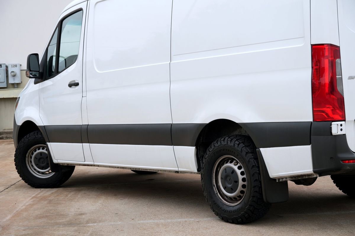 Used 2022 Mercedes-Benz Sprinter 1500 image 31