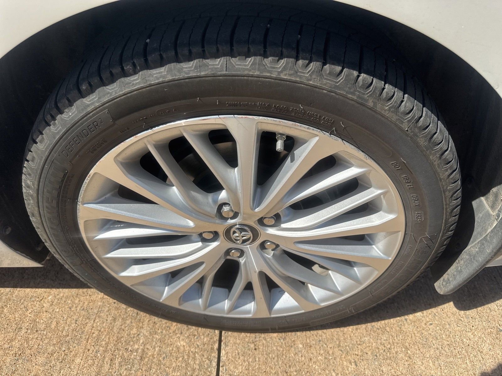 Used 2018 Toyota Camry XLE w/ Audio Package FWD image 10