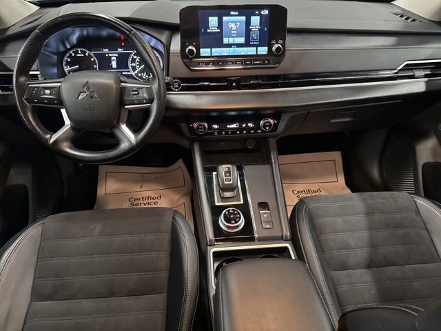 Used 2024 Mitsubishi Outlander SE image 23