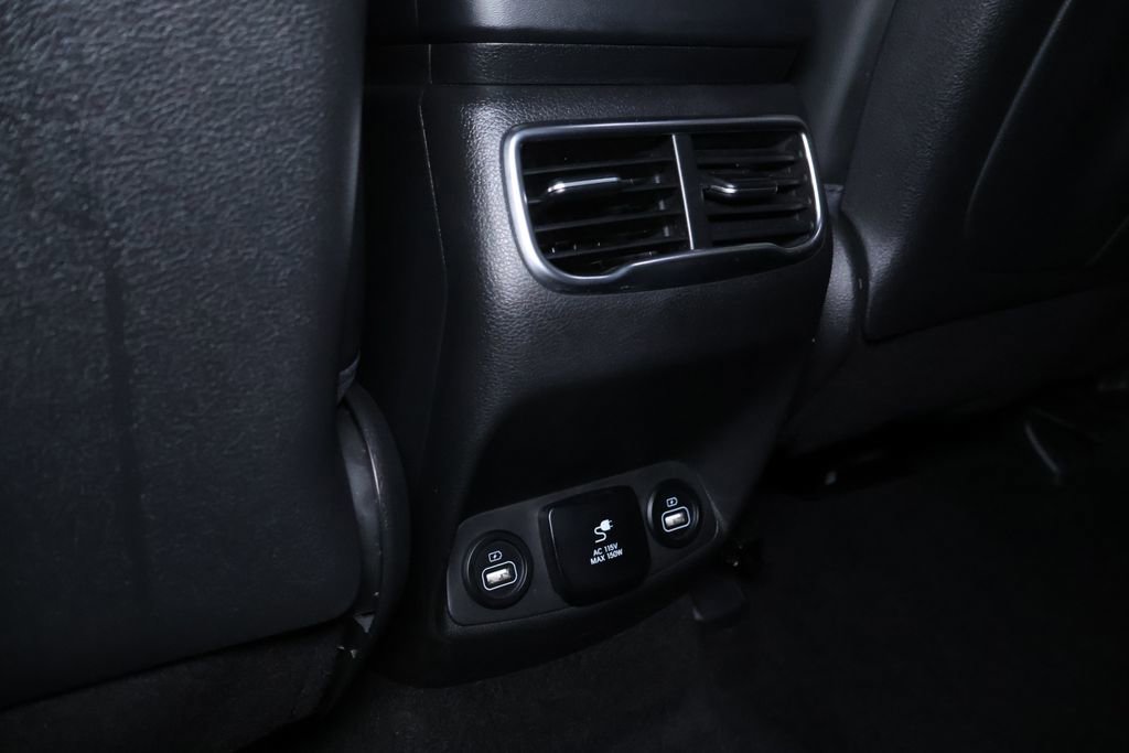 Used 2022 Hyundai Santa Fe Limited image 17