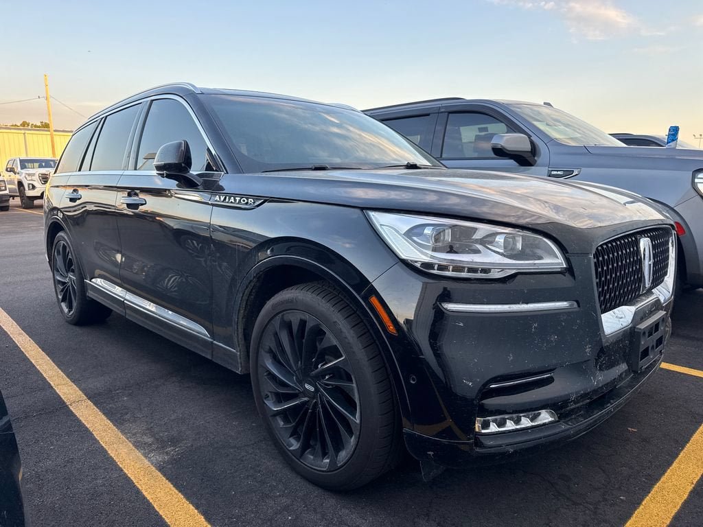 Used 2021 Lincoln Aviator Reserve w/ Equipment Group 210A AWD/4WD image 2