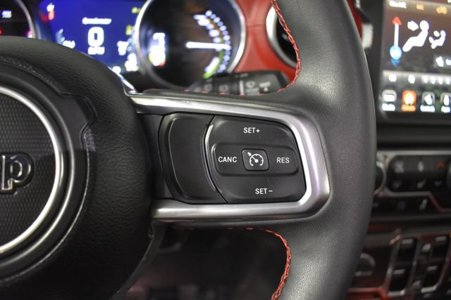 Used 2023 Jeep Wrangler Unlimited Rubicon 4xe AWD/4WD image 17
