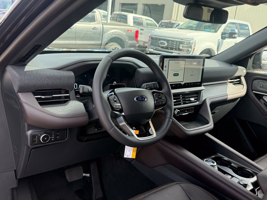 New 2027 Ford Explorer Platinum w/ 3.0L Ultimate Package AWD/4WD image 4