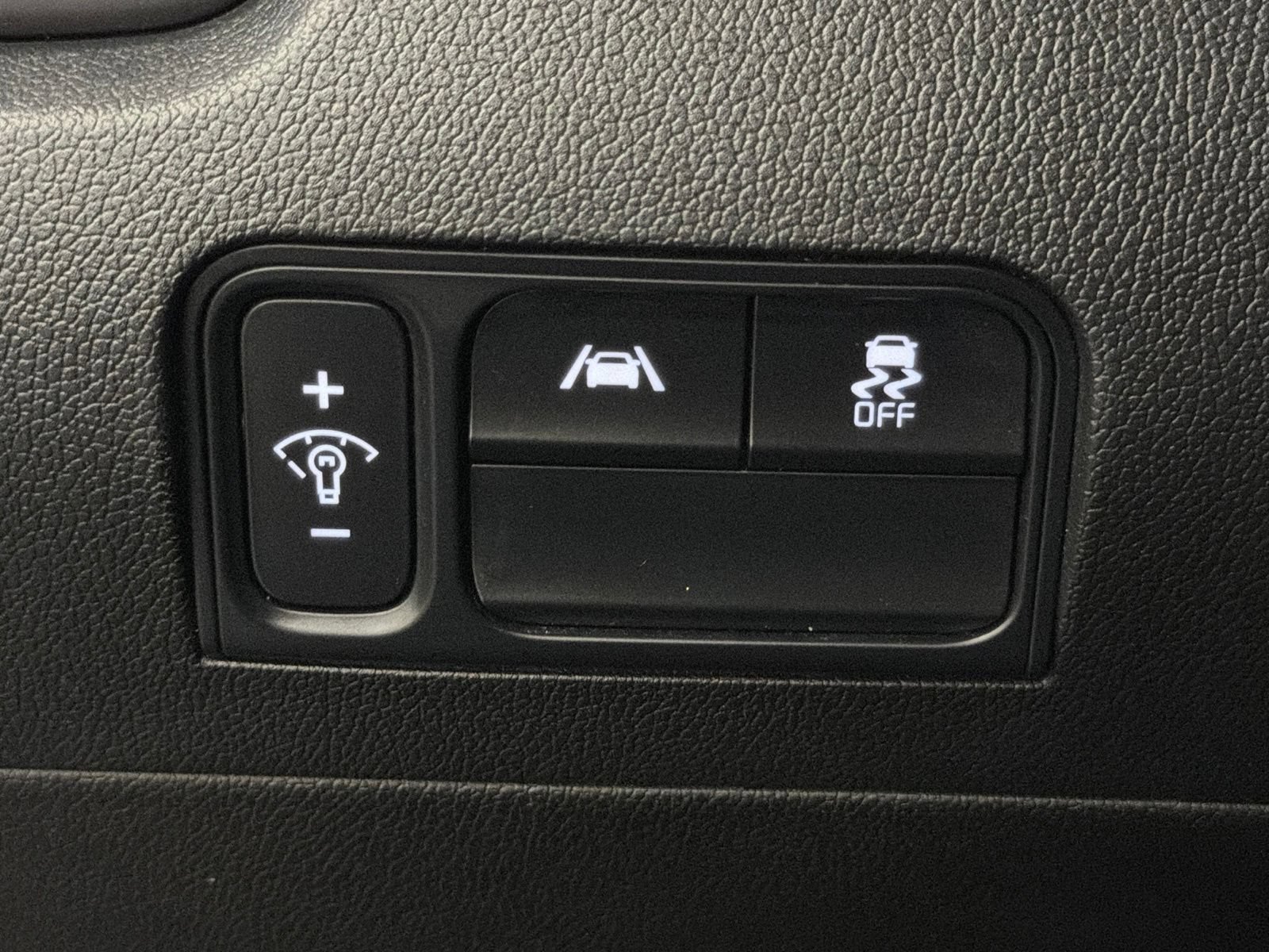 Used 2022 Kia Sorento S FWD image 29