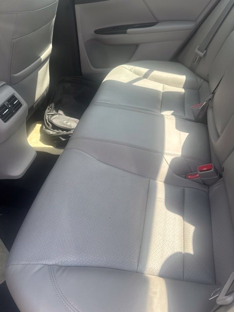 Used 2017 Honda Accord EX-L image 24