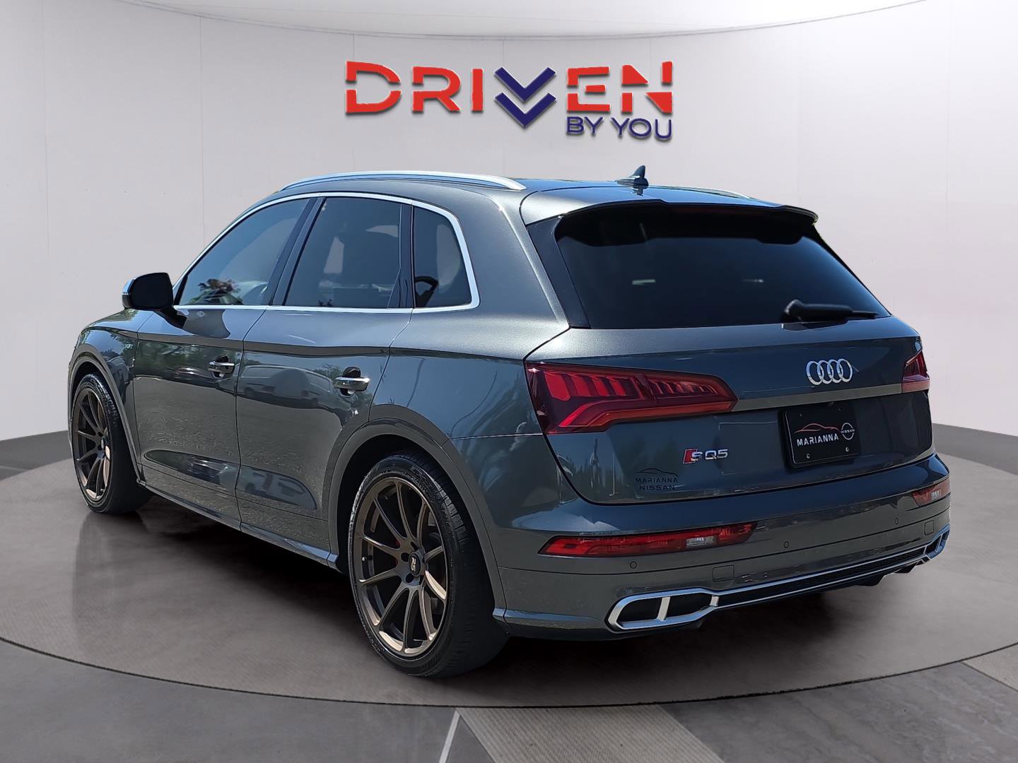 Used 2018 Audi SQ5 Premium Plus AWD/4WD image 3