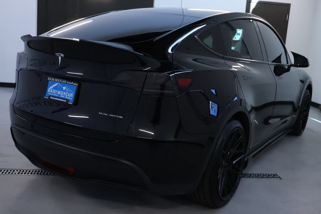 Used 2021 Tesla Model Y Long Range AWD/4WD image 7