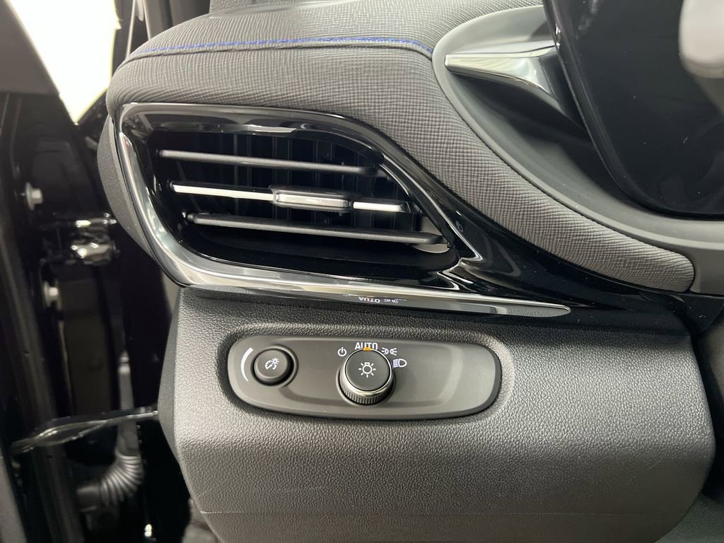 New 2026 Buick Envista Sport Touring w/ Convenience I Package image 17