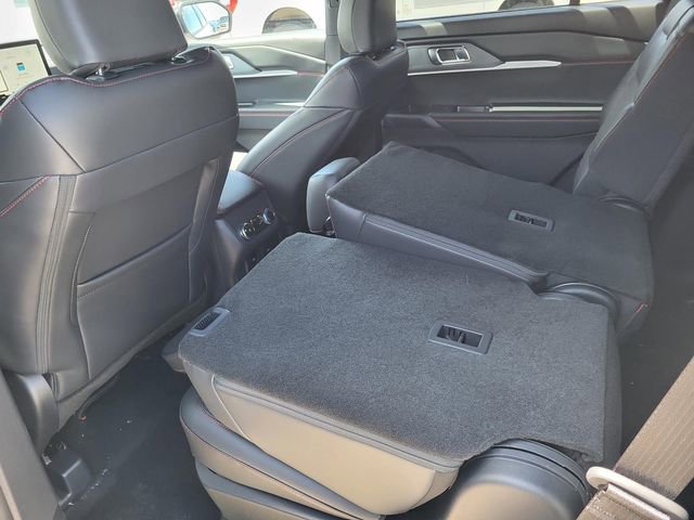 New 2026 Ford Explorer ST-Line image 14