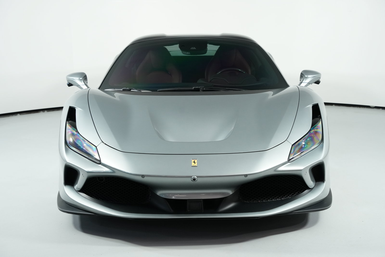 Used 2021 Ferrari F8 Spider RWD image 3