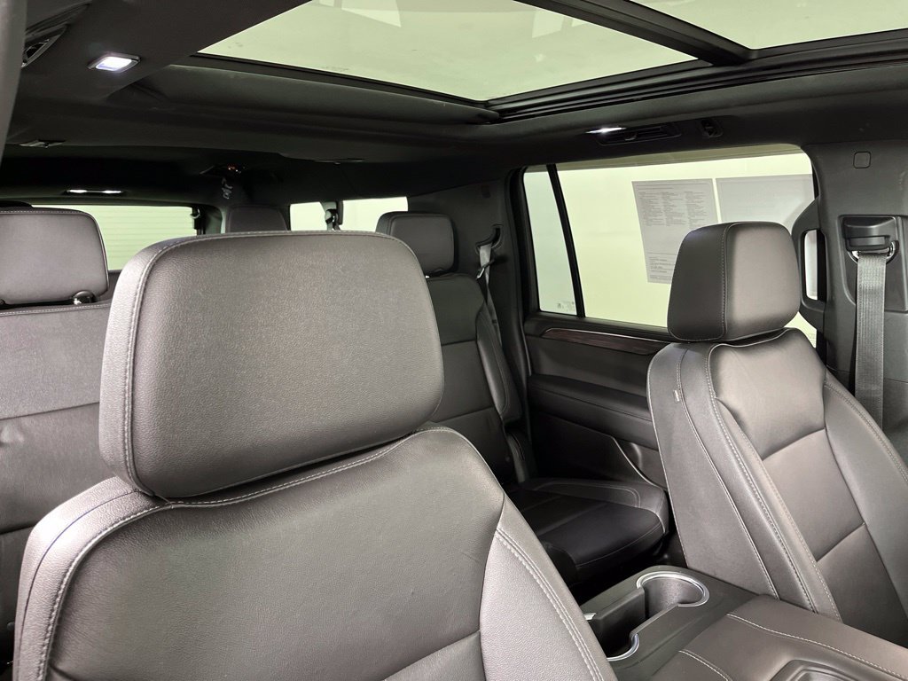 Used 2022 Chevrolet Suburban Z71 AWD/4WD image 7