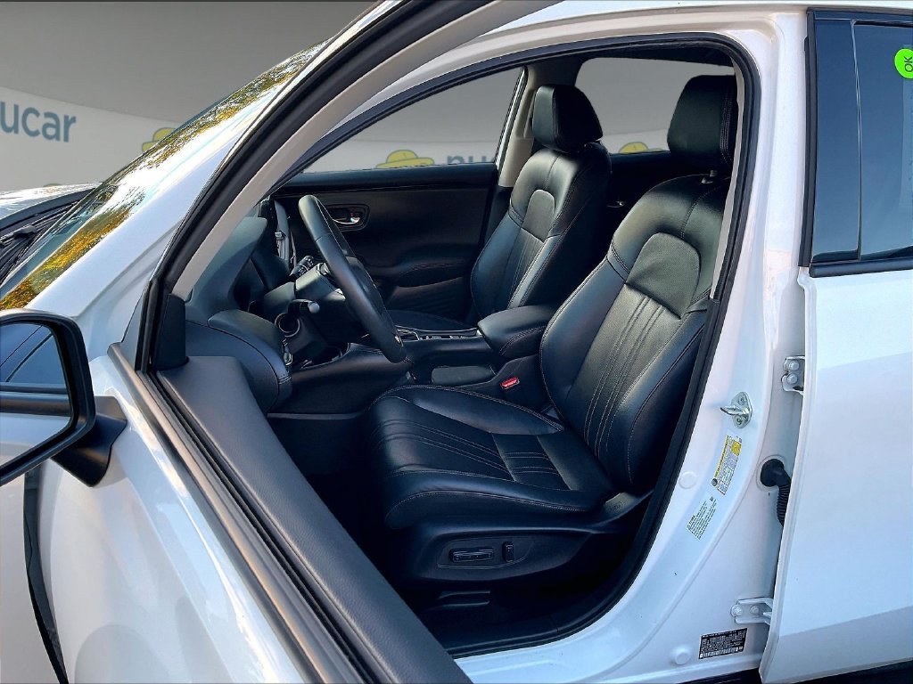 Used 2024 Honda HR-V EX-L image 10