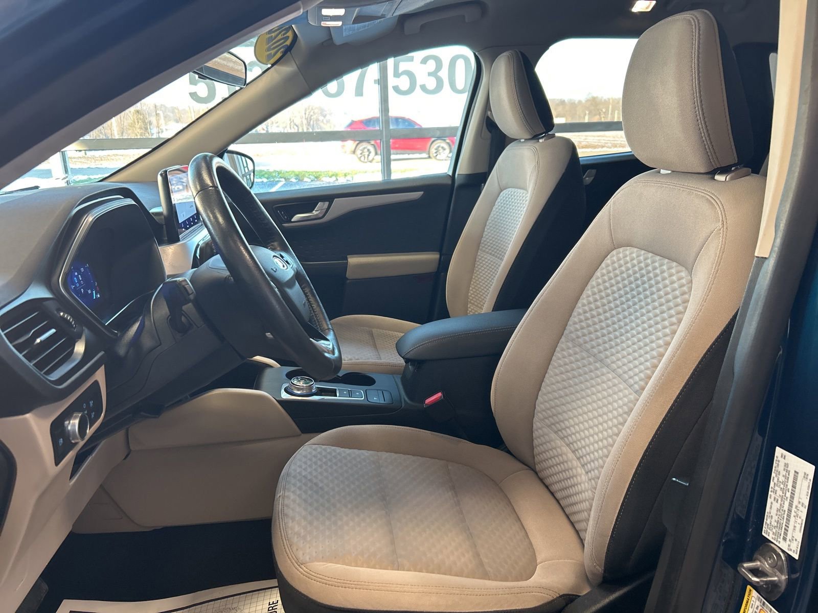 Used 2020 Ford Escape SE Sport image 15