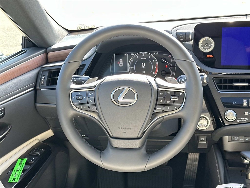 New 2025 Lexus ES 350 w/ Premium Package image 14