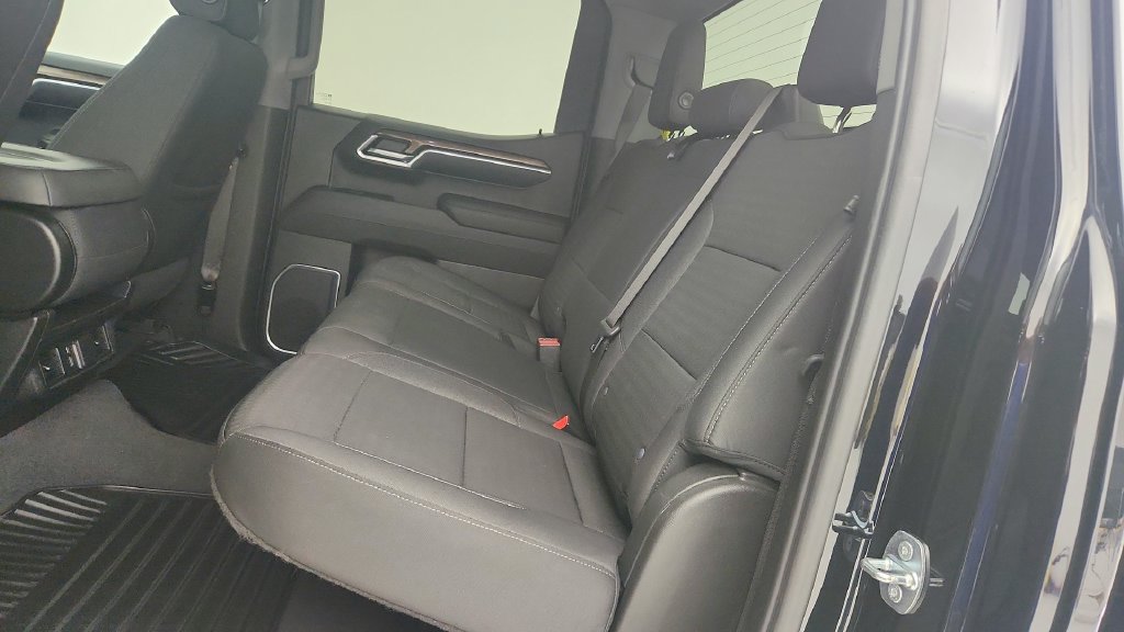 Certified 2023 Chevrolet Silverado 1500 LT AWD/4WD image 24