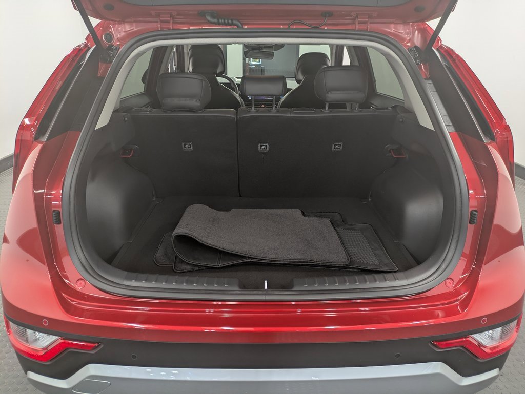 Certified 2024 Kia Niro EX image 26