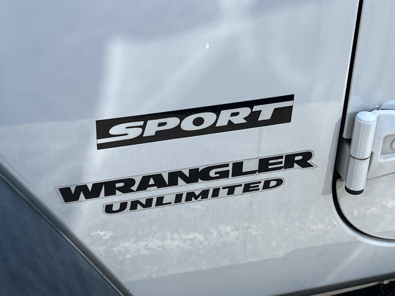 Used 2014 Jeep Wrangler Unlimited Sport w/ Quick Order Package 24S AWD/4WD image 6