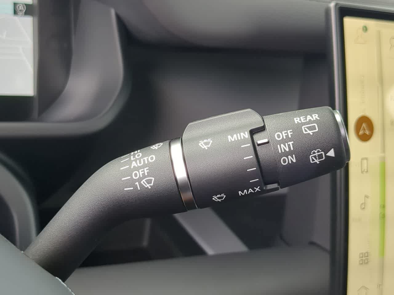 New 2026 Land Rover Defender 110 OCTA AWD/4WD image 27