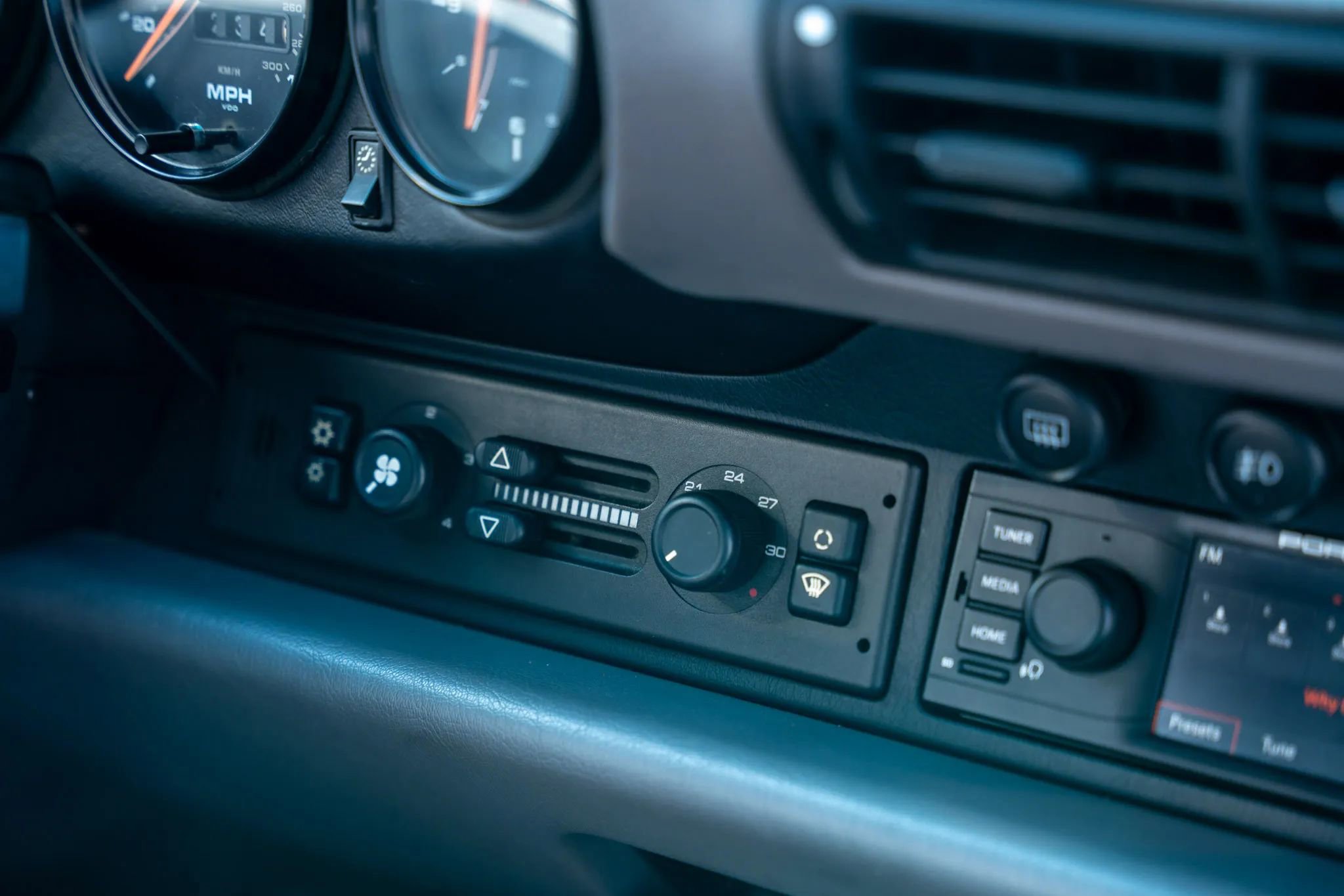 Used 1995 Porsche 911 GT3 RS image 17