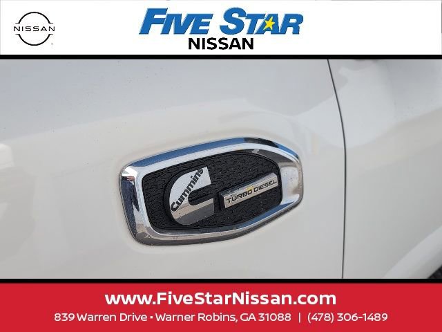 Used 2019 Nissan Titan SV w/ SV Convenience Package AWD/4WD image 18