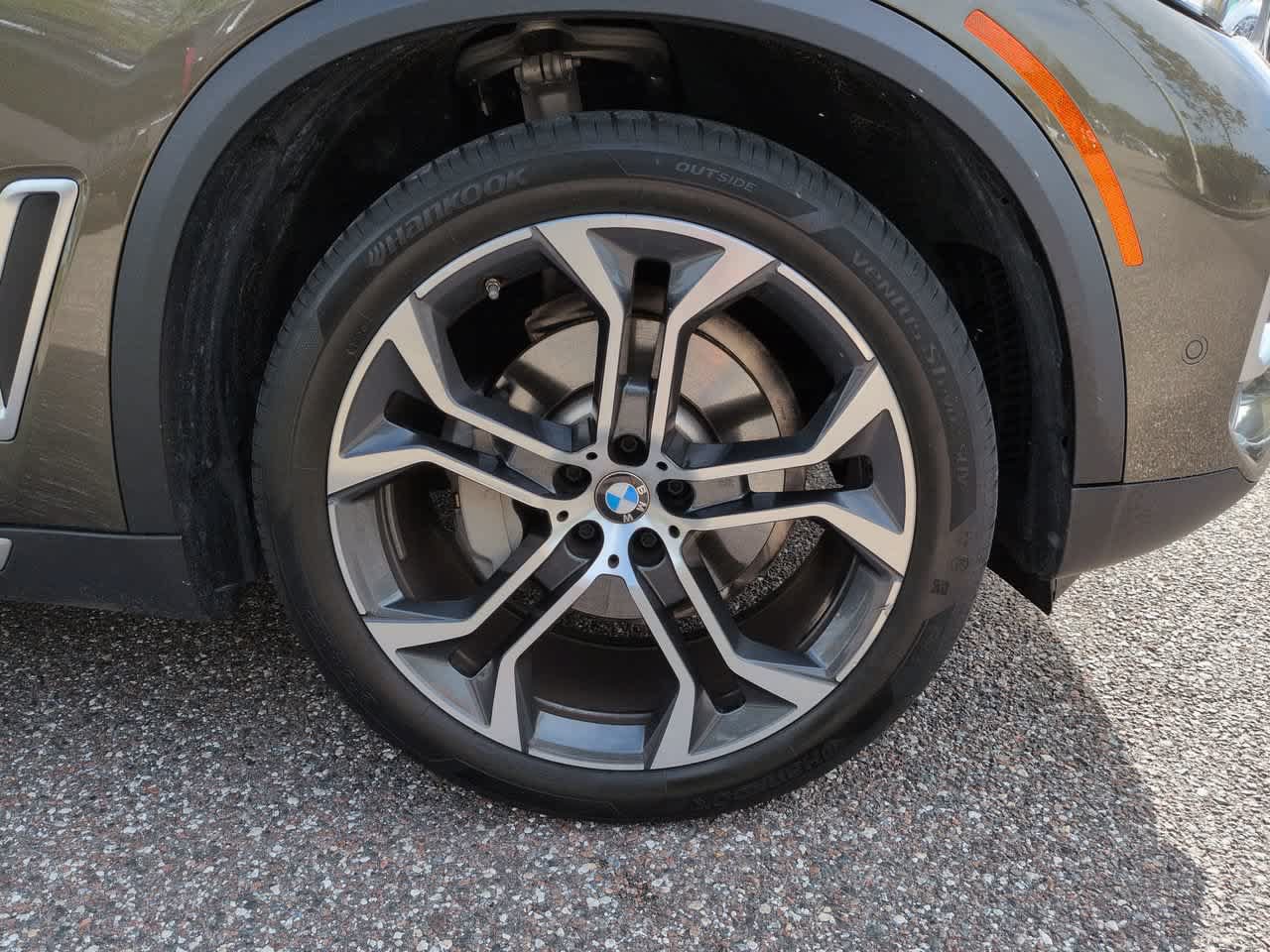 Used 2021 BMW X5 sDrive40i w/ Premium Package RWD image 11