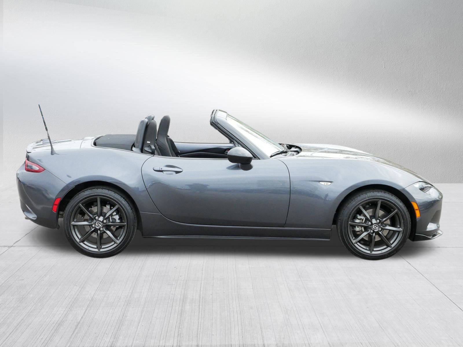 Used 2016 MAZDA MX-5 Miata Club image 8