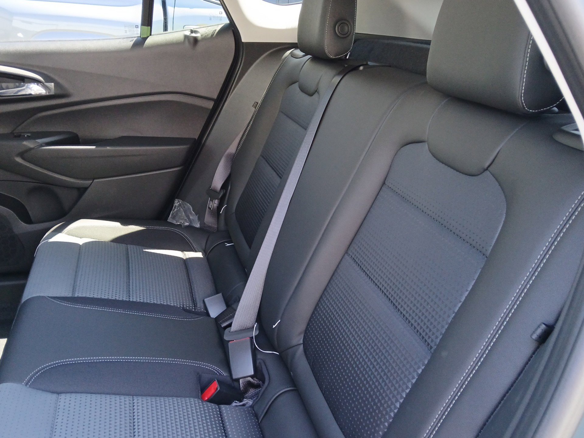 New 2026 Chevrolet Trax LT w/ Driver Confidence Package FWD image 22