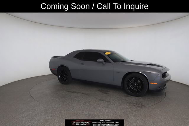 Used 2018 Dodge Challenger R/T w/ Blacktop Package RWD image 26