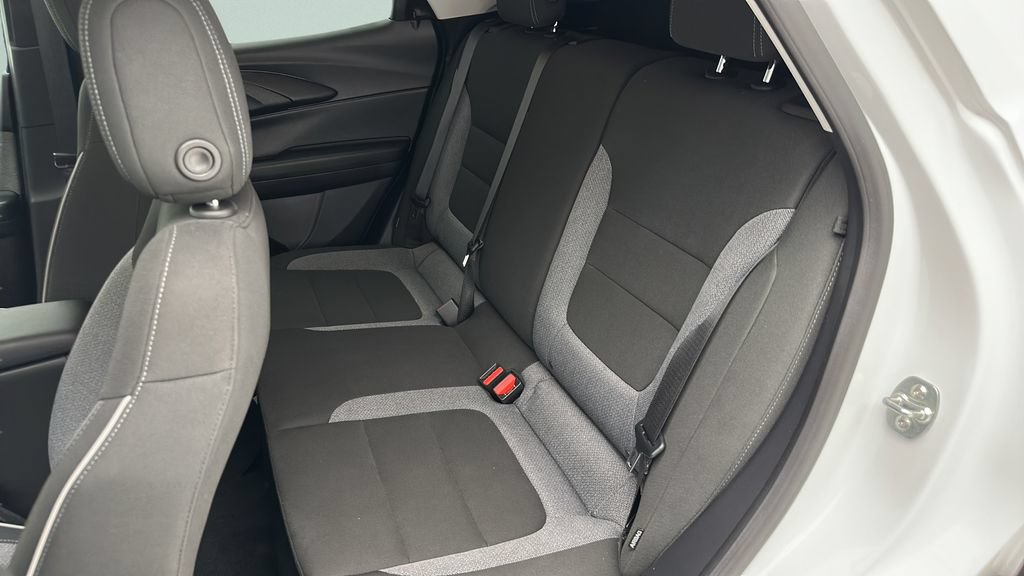 Used 2025 Chevrolet TrailBlazer LT w/ Driver Confidence Package AWD/4WD image 10