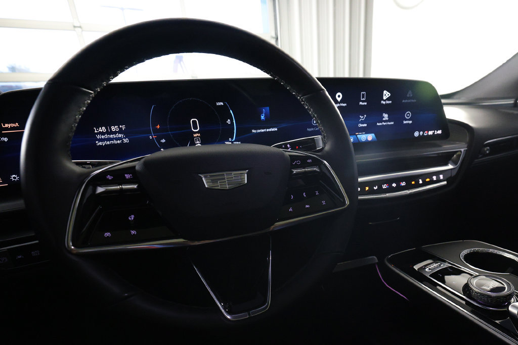 Used 2024 Cadillac Lyriq Luxury RWD image 17