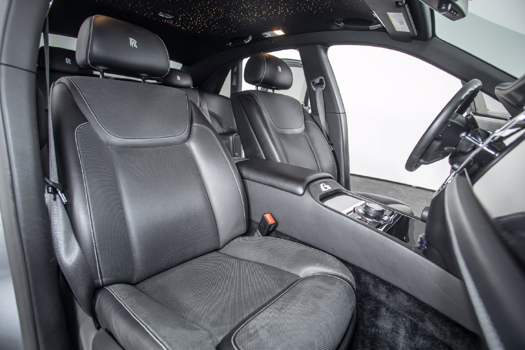 Used 2019 Rolls-Royce Ghost RWD image 54