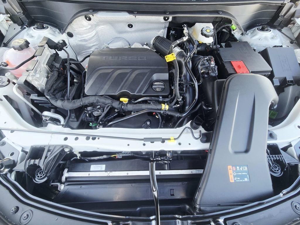 New 2026 Buick Envista Avenir image 16